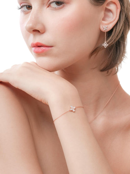 Motherof Pearl Clover Bracelet Reversible 18K Rose Gold (5) – Mondays Made Flower & Birthstone Jewelry Singapore
