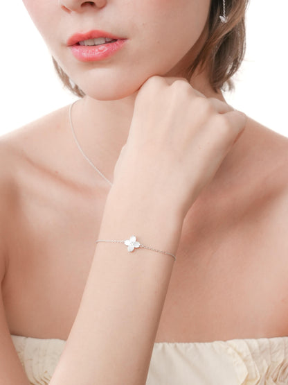 Motherof Pearl Clover Bracelet Reversible S925 Silver Rhodium (5) – Mondays Made Flower & Birthstone Jewelry Singapore