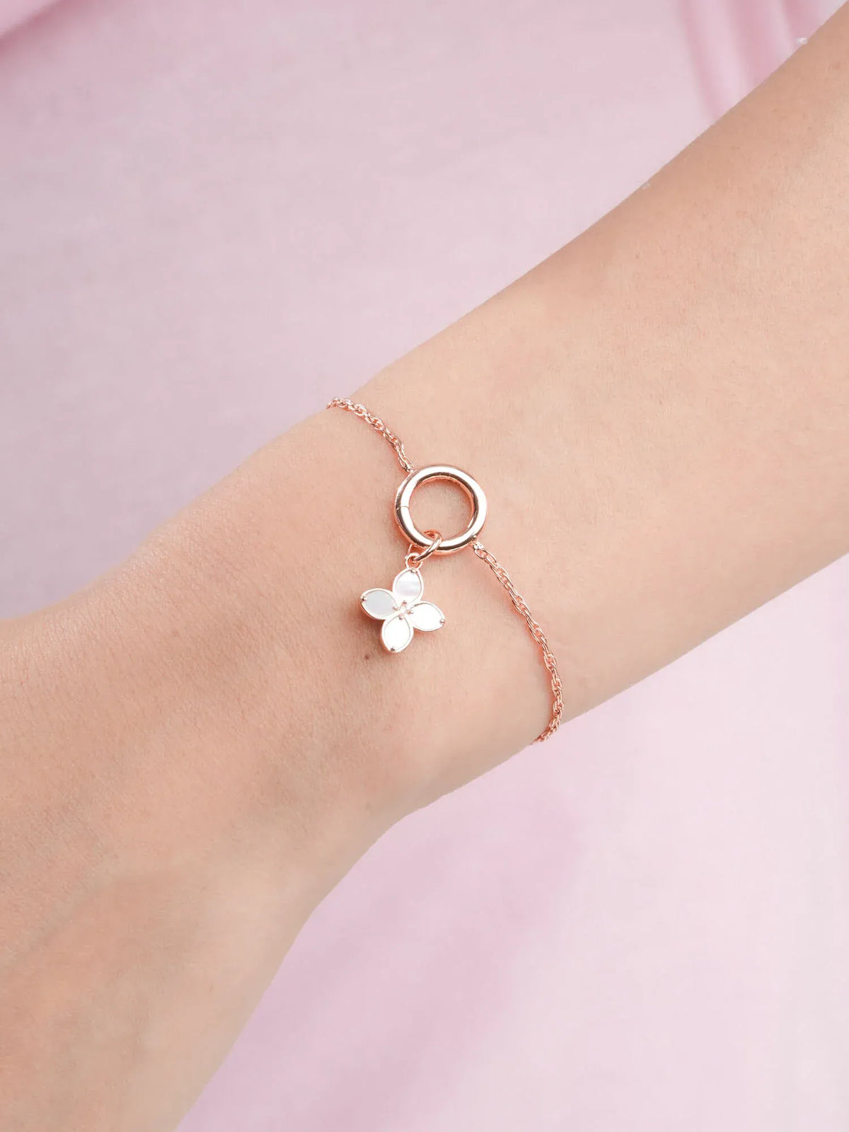 Mother of Pearl Clover Charm – Reversible