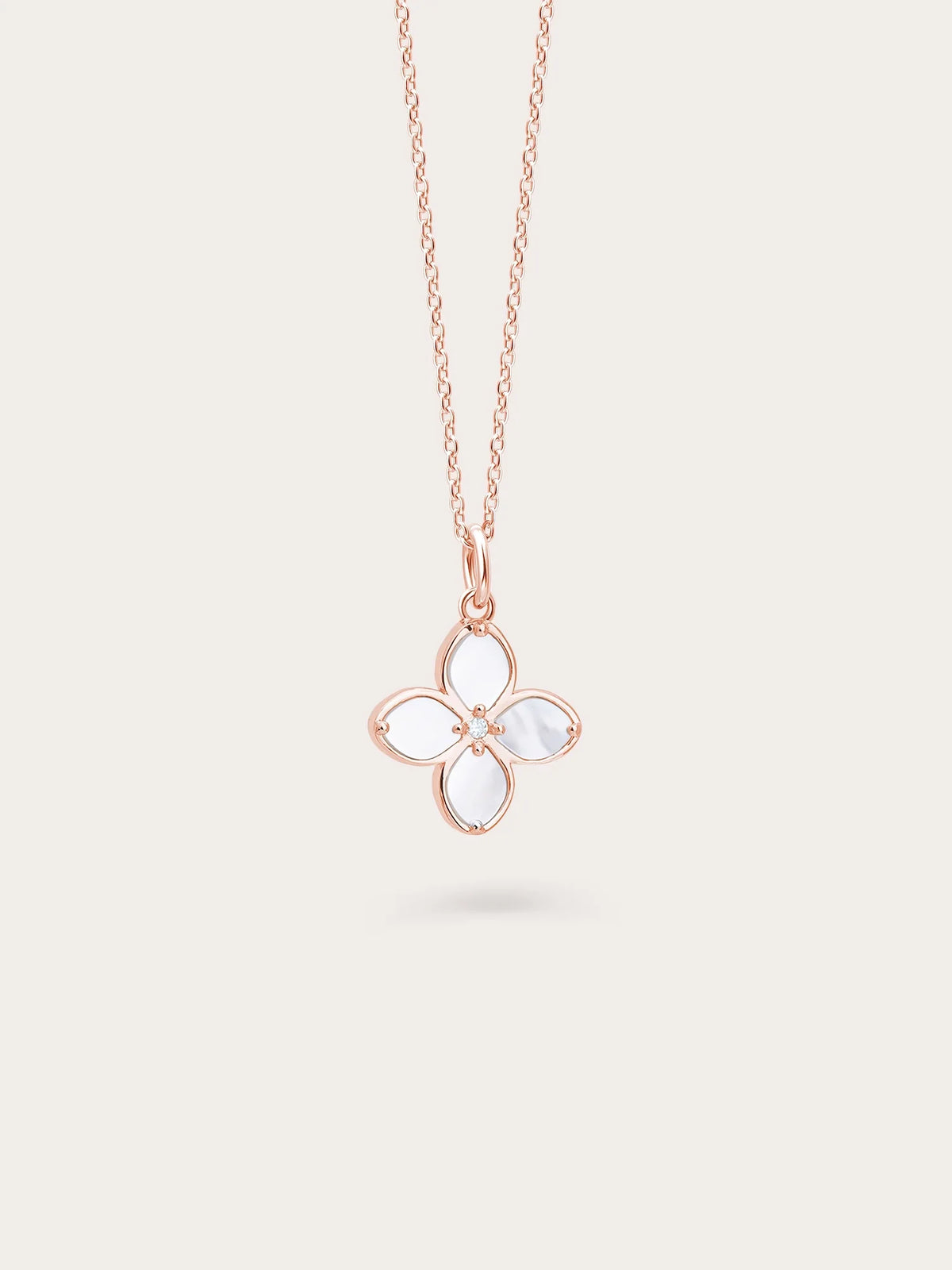 Mother of Pearl Clover Necklace – Reversible