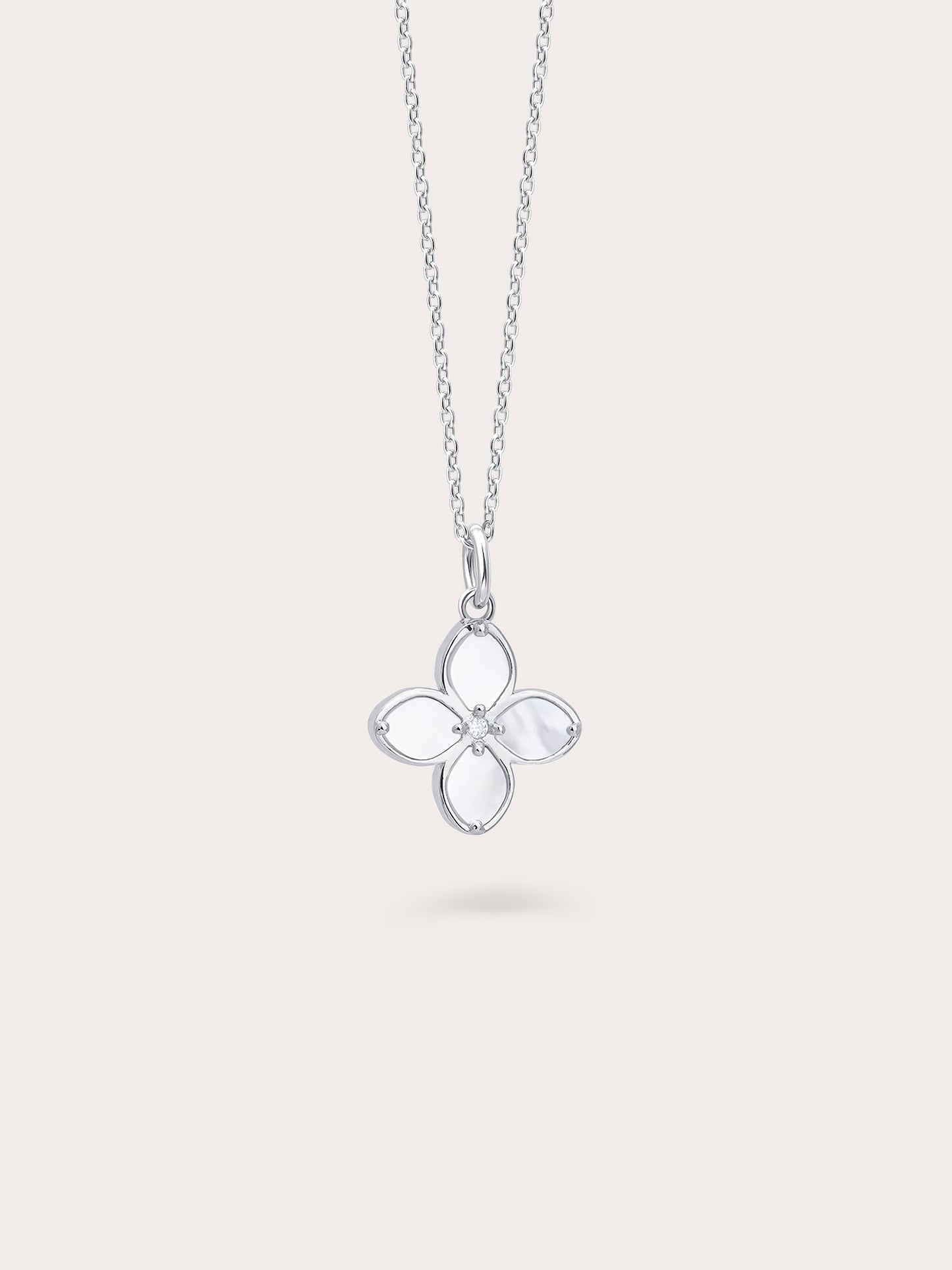 Mother of Pearl Clover Necklace – Reversible