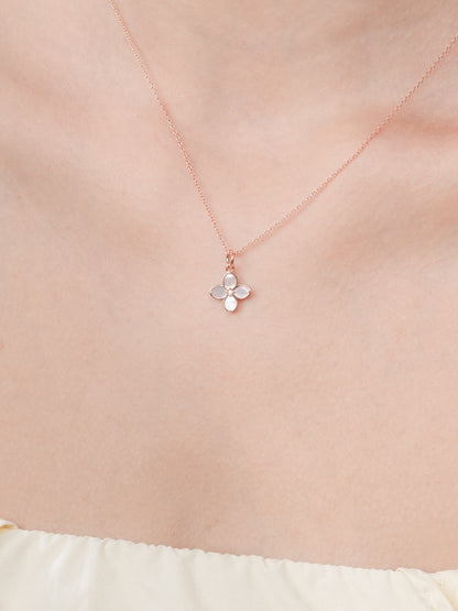 Motherof Pearl Clover Necklace Reversible 18K Rose Gold (15) – Mondays Made Flower & Birthstone Jewelry Singapore