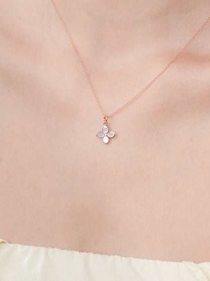 Mother of Pearl Clover Necklace – Reversible