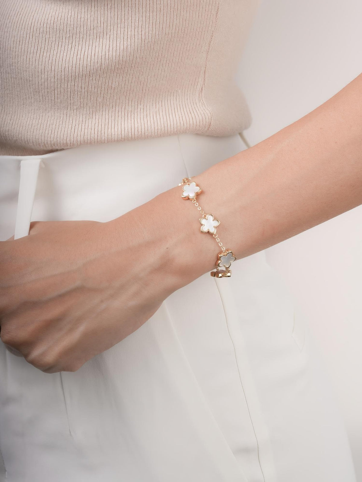 Motherof Pearl Sakura Reversible Bracelet2 – Mondays Made Flower & Birthstone Jewelry Singapore