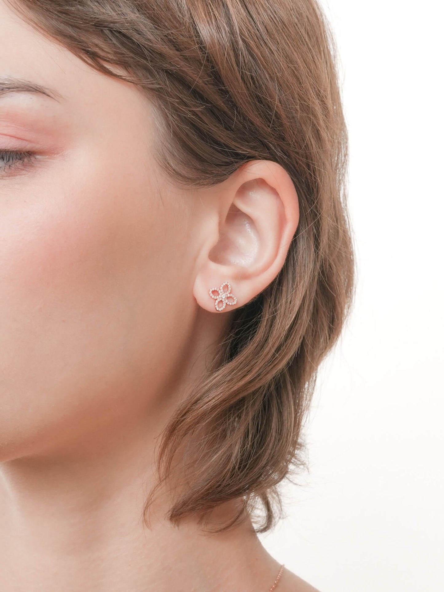 Pavé Moissanite Clover Stud Earrings