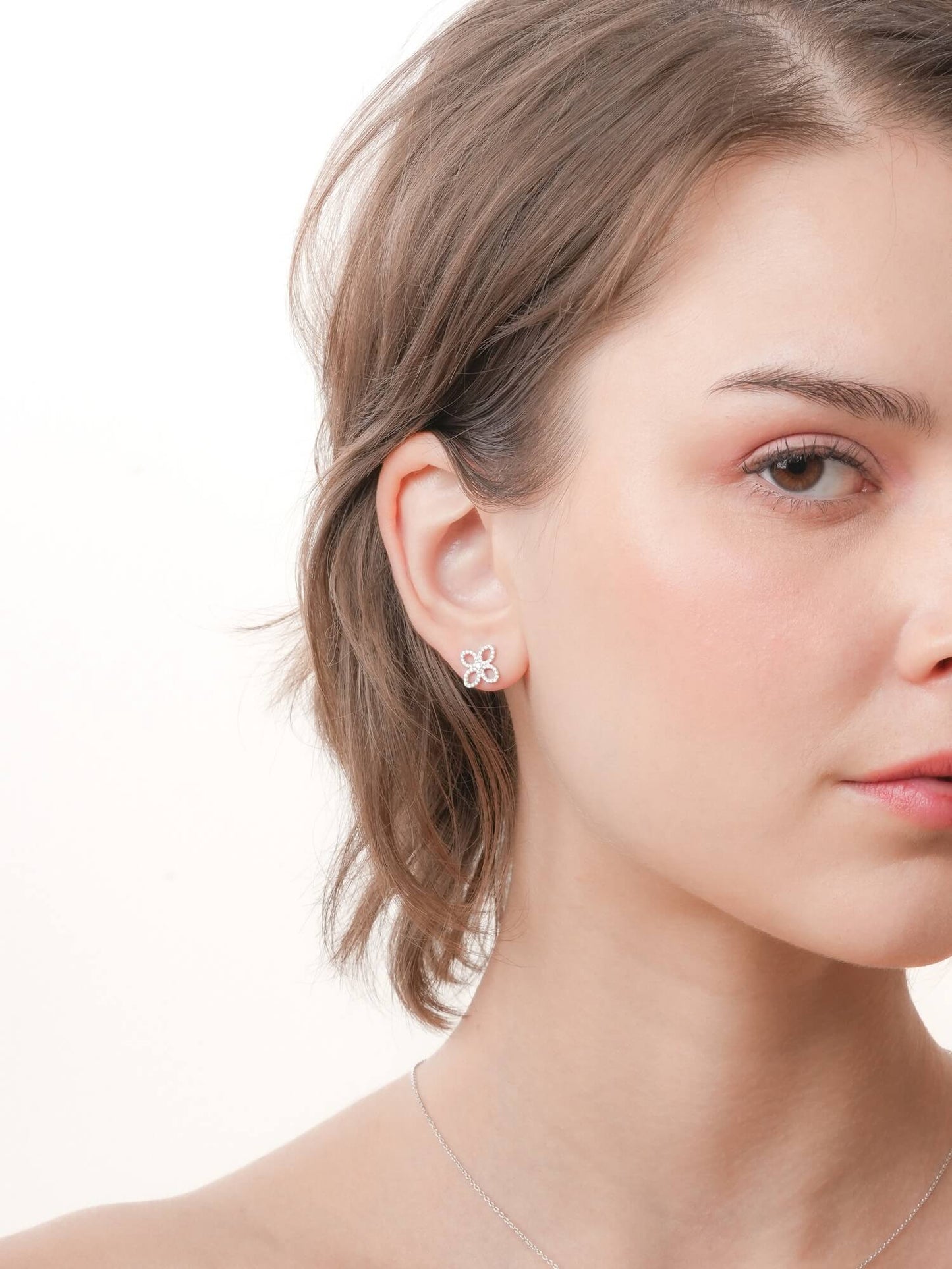 Pavé Moissanite Clover Stud Earrings