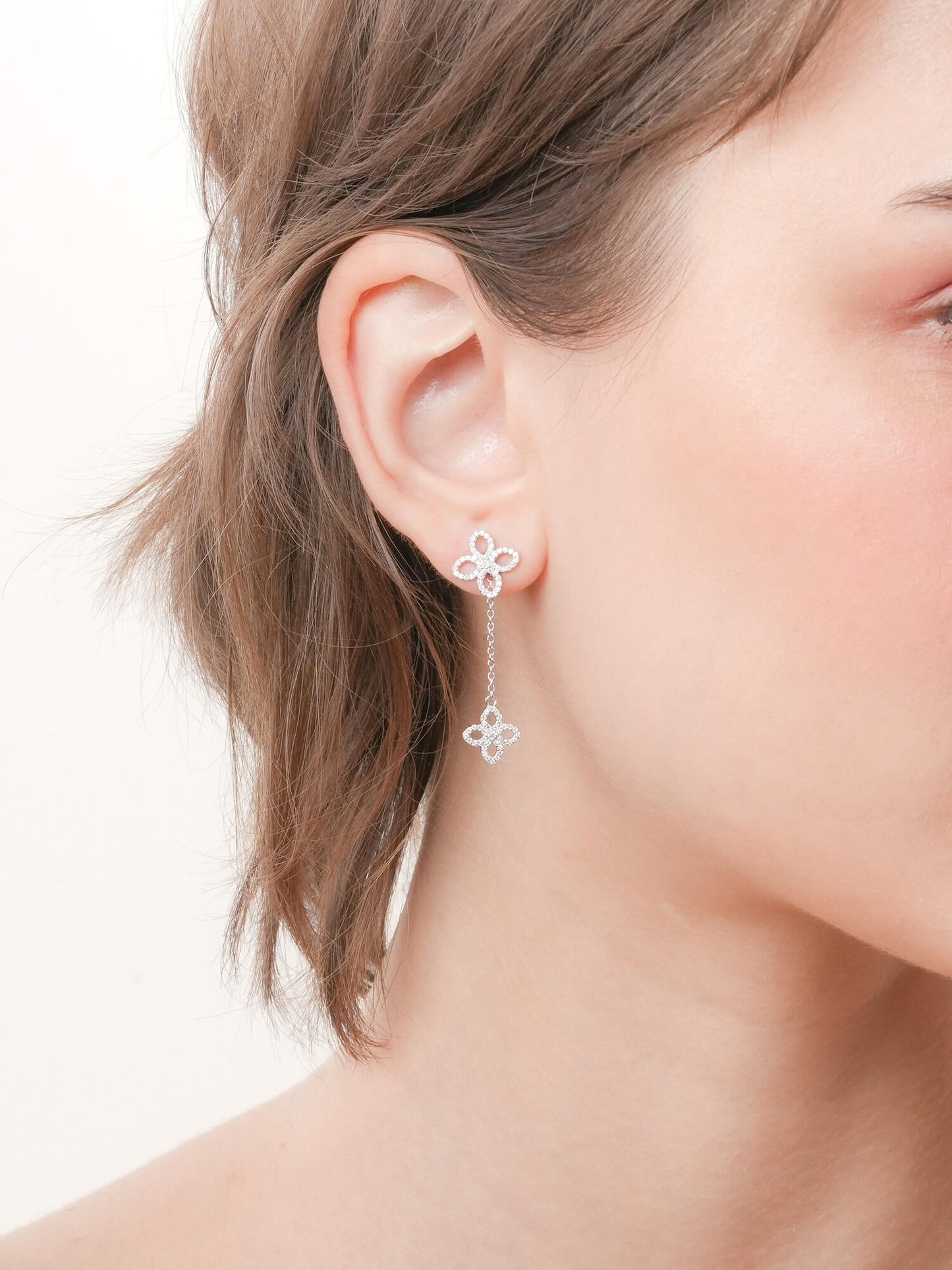 Pavé Moissanite Clover Dangle Earrings - Detachable