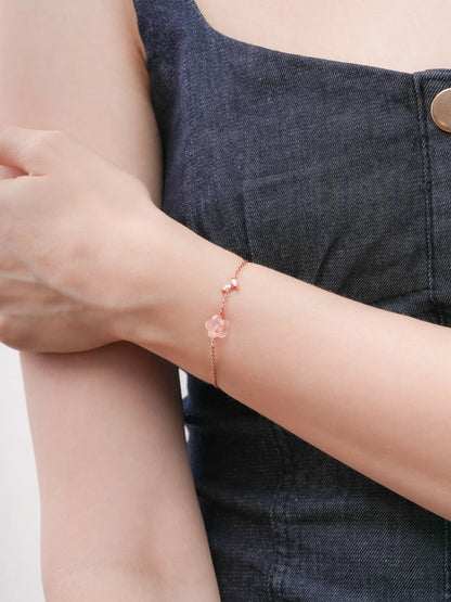 Puffy Flower Bracelet Rose Quartz 18K Rose Gold (5) – Mondays Made Flower & Birthstone Jewelry Singapore