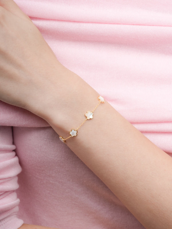 Puffy Sakura Mother Of Pearl Bracelet 18K Gold (5) – Mondays Made Flower & Birthstone Jewelry Singapore