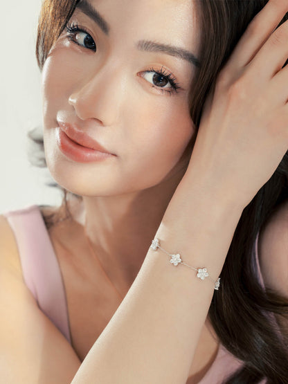 Sakura Moissanite Bracelet S925 Silver Rhodium (5) – Mondays Made Flower & Birthstone Jewelry Singapore