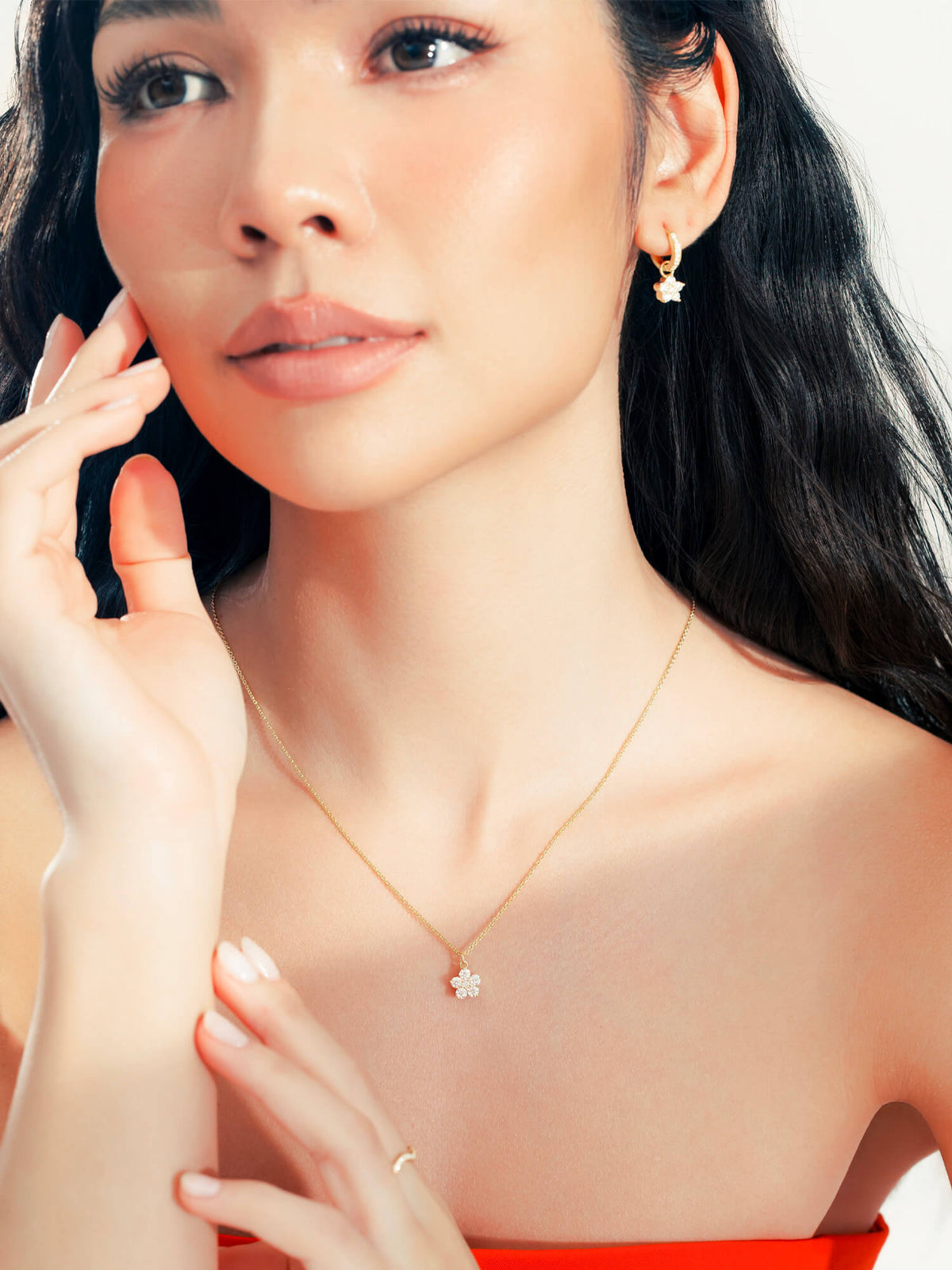 Sakura Necklace 18K Gold (4) – Mondays Made Flower & Birthstone Jewelry Singapore