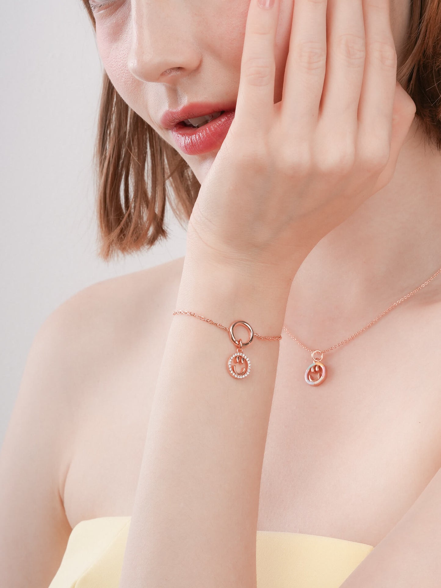 Smiley Face Charm - Reversible Enamel Moissanite