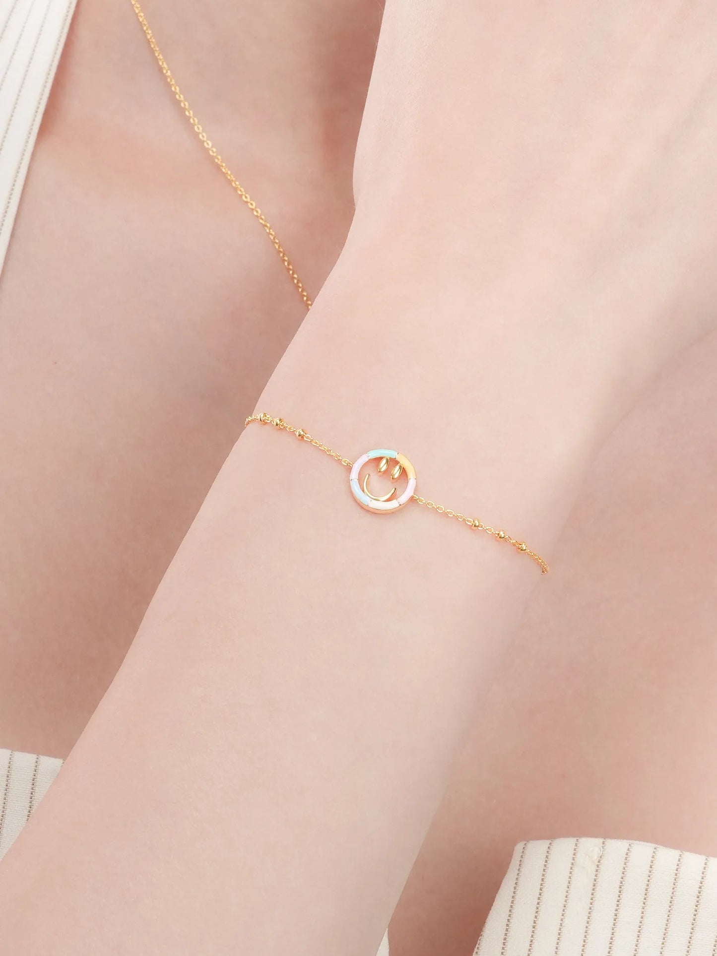 Smiley Face Bracelet - Reversible Enamel Moissanite