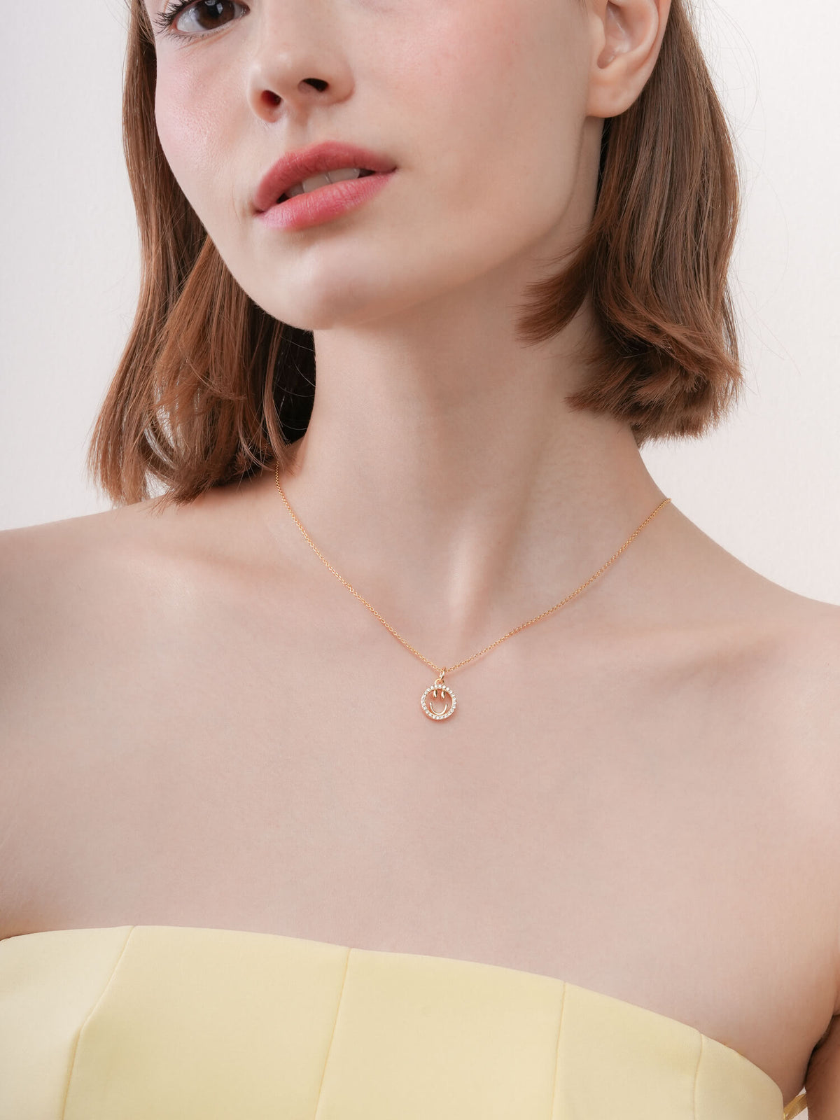 Smiley Necklace Reversible Enamel Moissanite 18K Gold (3) – Mondays Made Flower & Birthstone Jewelry Singapore