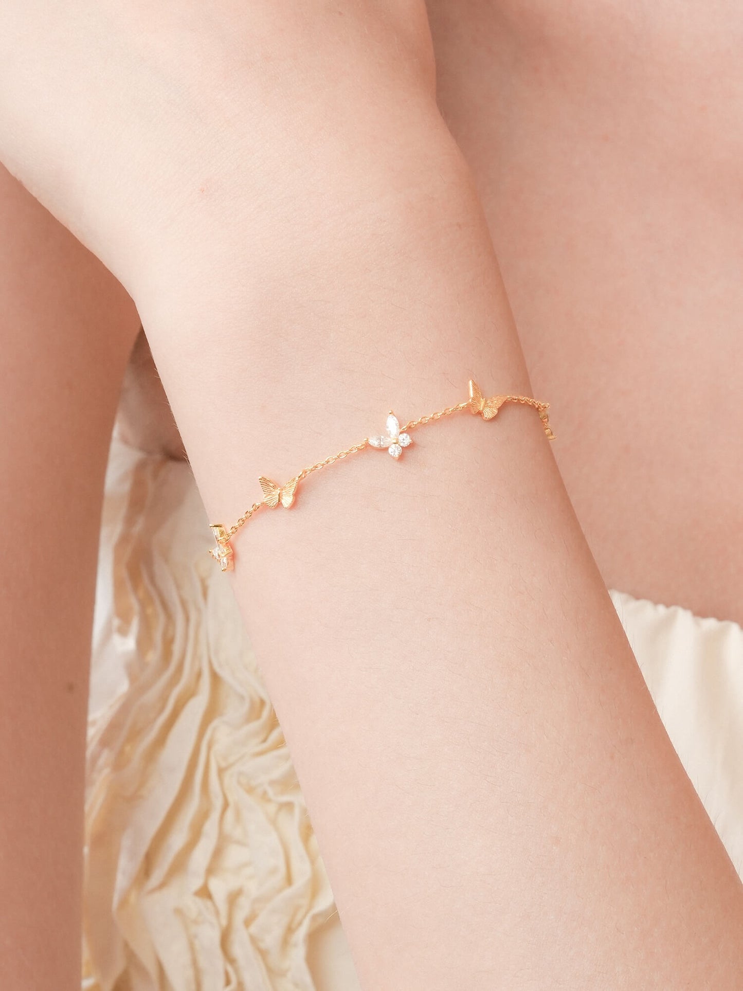 Soft Flutter Butterfly Charm Bracelet - White