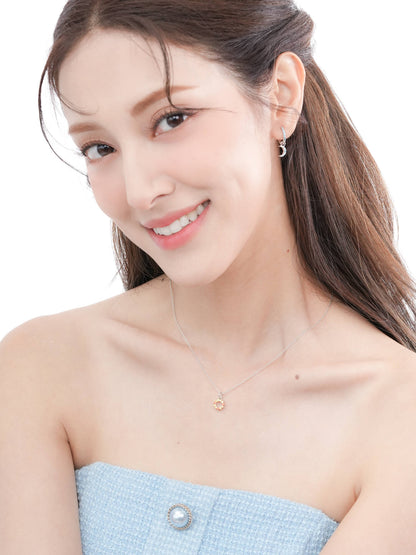 Sun Necklace Reversible S925 Silver Rhodium (2) – Mondays Made Flower & Birthstone Jewelry Singapore