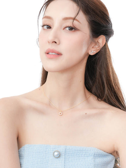 Sun Necklace Reversible 18K Gold (2) – Mondays Made Flower & Birthstone Jewelry Singapore