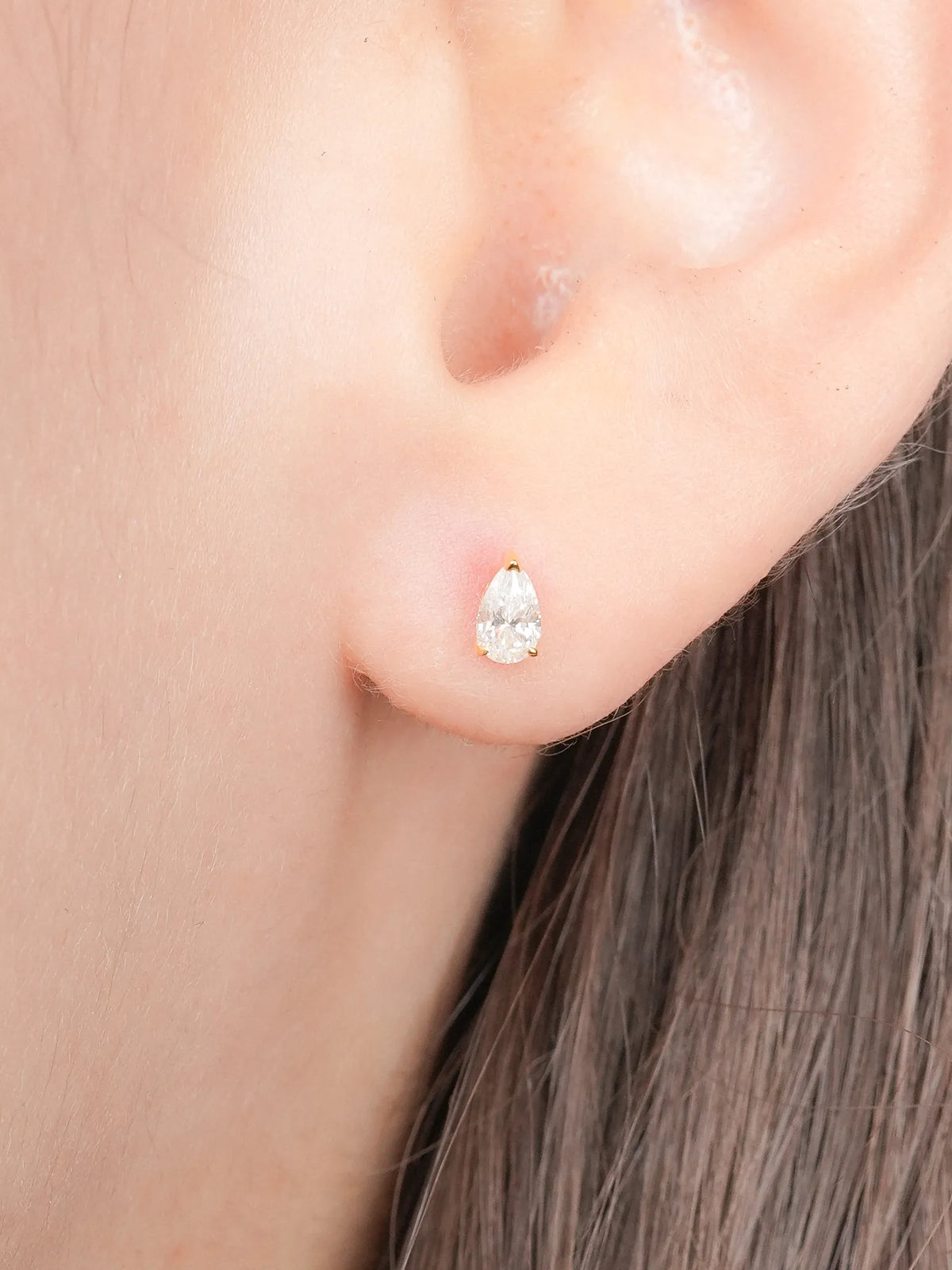 Teardrop Flatback Earring