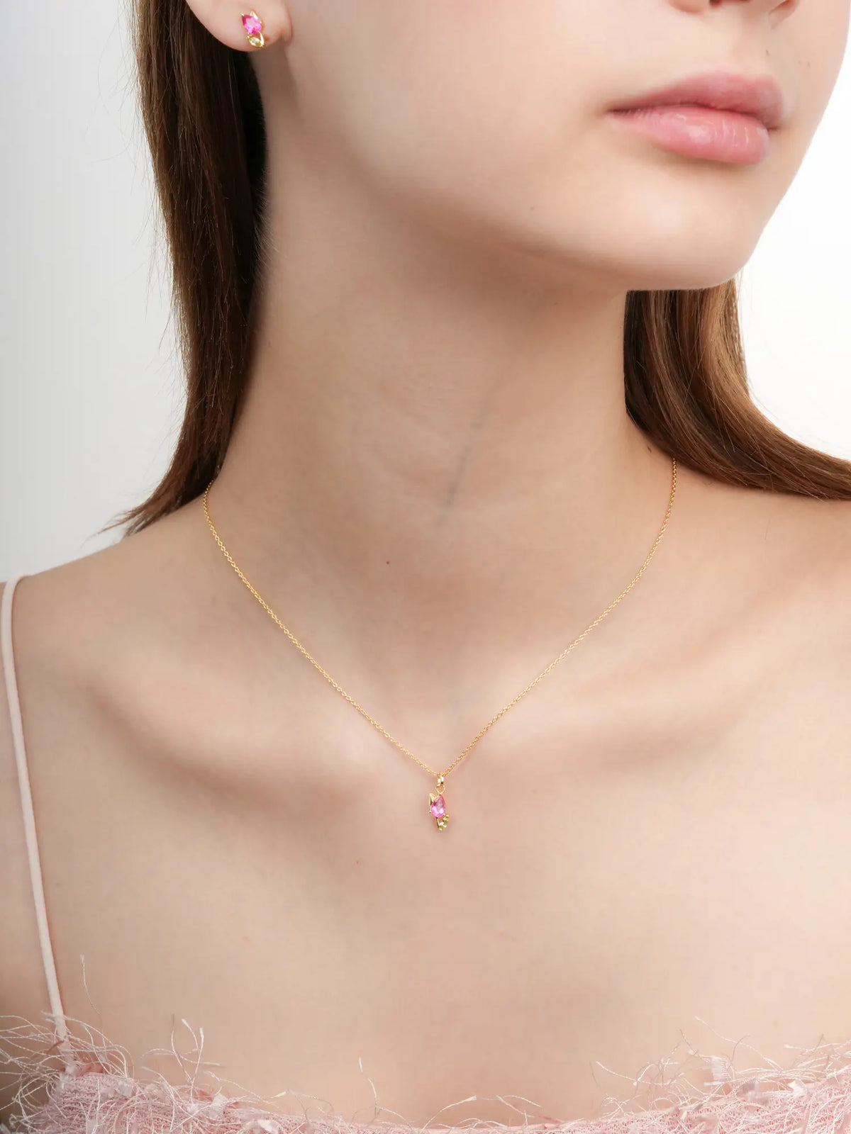 Tulip Necklace 18K Gold (3) – Mondays Made Flower & Birthstone Jewelry Singapore