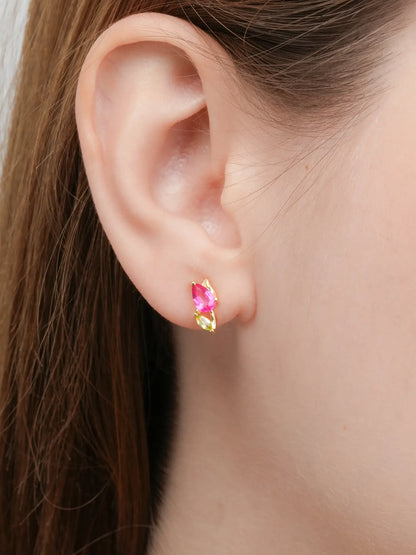 Tulip Stud Earrings 18K Gold (3) – Mondays Made Flower & Birthstone Jewelry Singapore