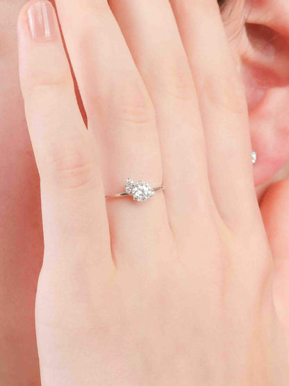 White Moissanite Cluster Ring S925 Silver Rhodium (1) – Mondays Made Flower & Birthstone Jewelry Singapore