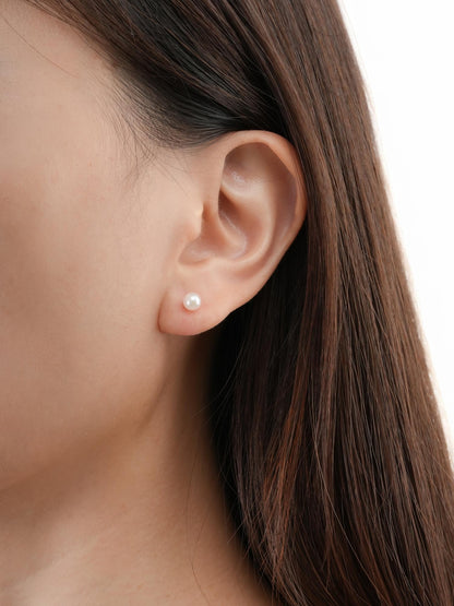 Akoya Pearl Classic Stud Earrings Mirror (2) – Mondays Made Flower & Birthstone Jewelry Singapore