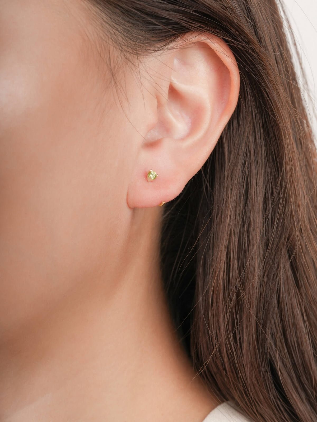 August Birthstone Mini Hoop Earrings Peridot 18K Gold (1) – Mondays Made Flower & Birthstone Jewelry Singapore