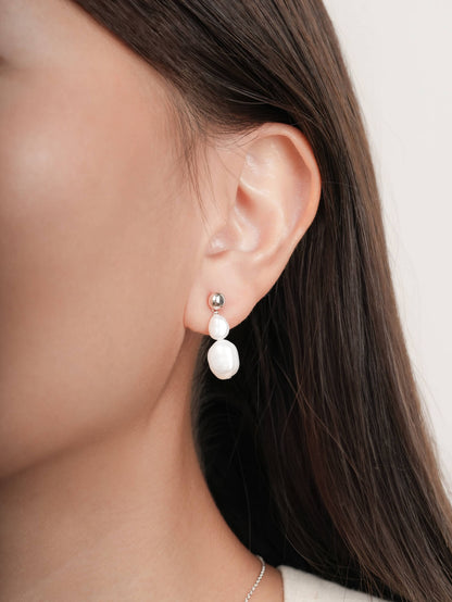 Baroque Pearl Two Way Drop Earrings S925 Silver Rhodium (1) – Mondays Made Flower & Birthstone Jewelry Singapore