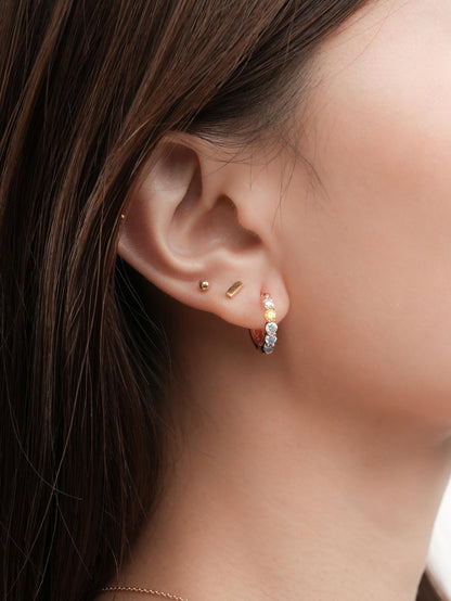 Beachside Moissanite Reversible Huggie Earrings 18K Rose Gold (2) – Mondays Made Flower & Birthstone Jewelry Singapore