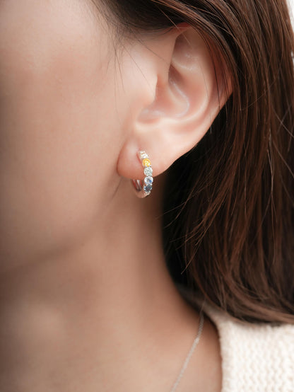 Beachside Moissanite Reversible Huggie Earrings S925 Silver Rhodium (2) – Mondays Made Flower & Birthstone Jewelry Singapore