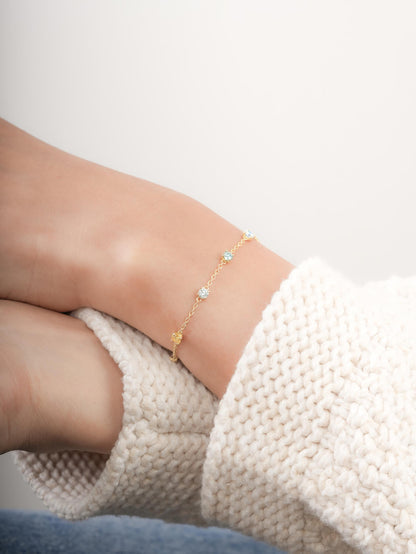 Beachside Moissanite Station Bracelet 18K Gold (8) – Mondays Made Flower & Birthstone Jewelry Singapore