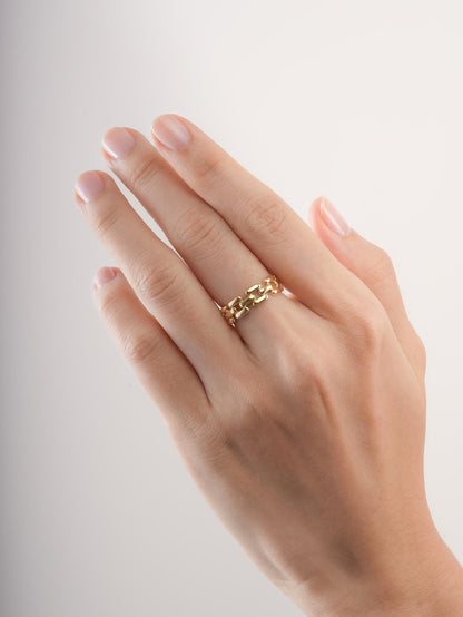 Classic Watch Link Ring 18K Gold (1) – Mondays Made Flower & Birthstone Jewelry Singapore