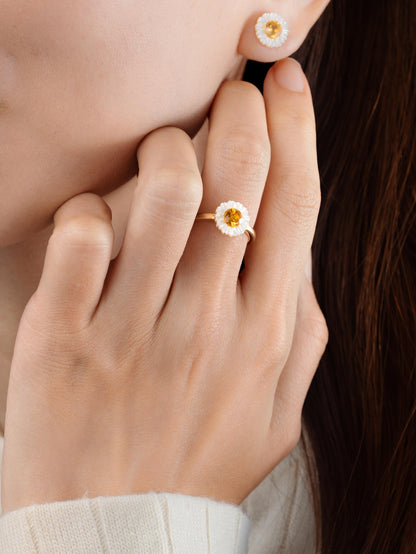 Daisy Ring 18K Gold (3) – Mondays Made Flower & Birthstone Jewelry Singapore