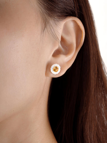 Daisy Studs 18K Rose Gold S1v2ps – Mondays Made Flower & Birthstone Jewelry Singapore