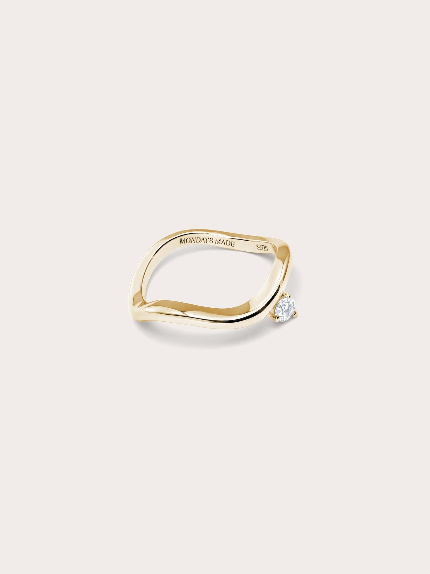 Floating Moissanite Wave Ring