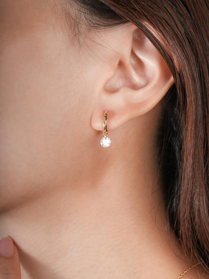 Floating Moissanite Huggie Earrings 18K Gold (1) – Mondays Made Flower & Birthstone Jewelry Singapore