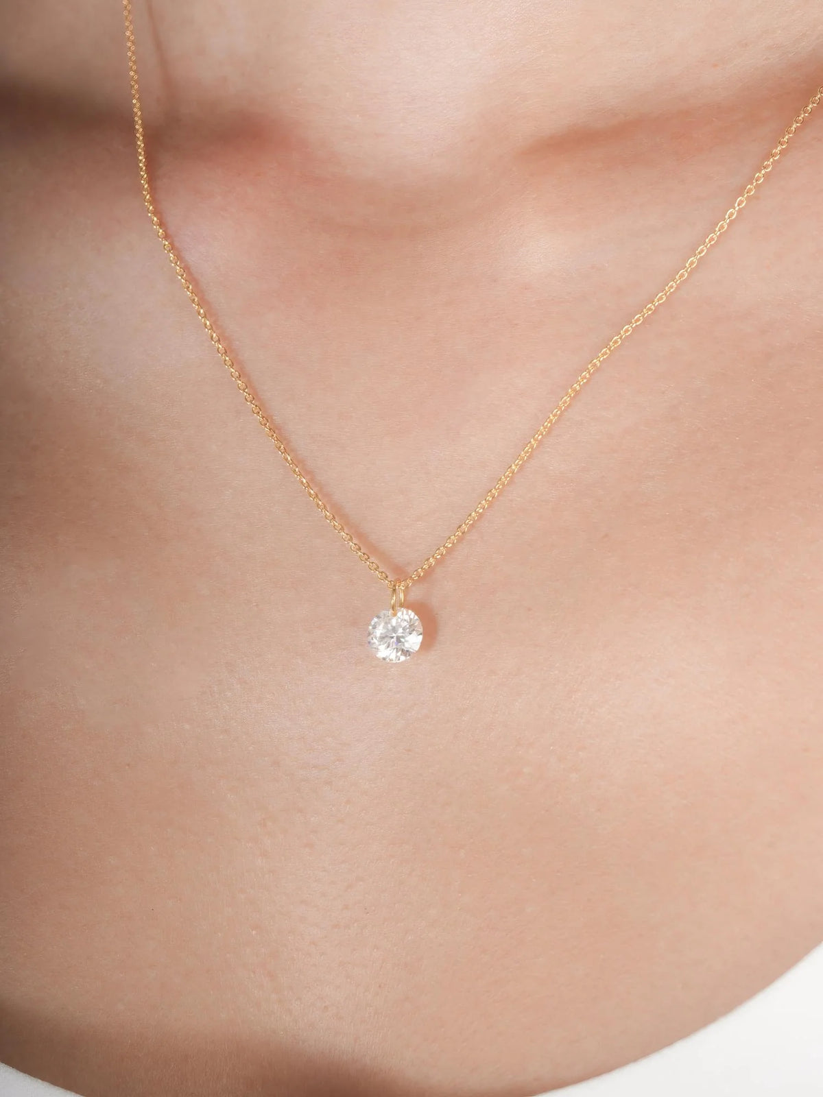 Floating Moissanite Necklace (1ct)