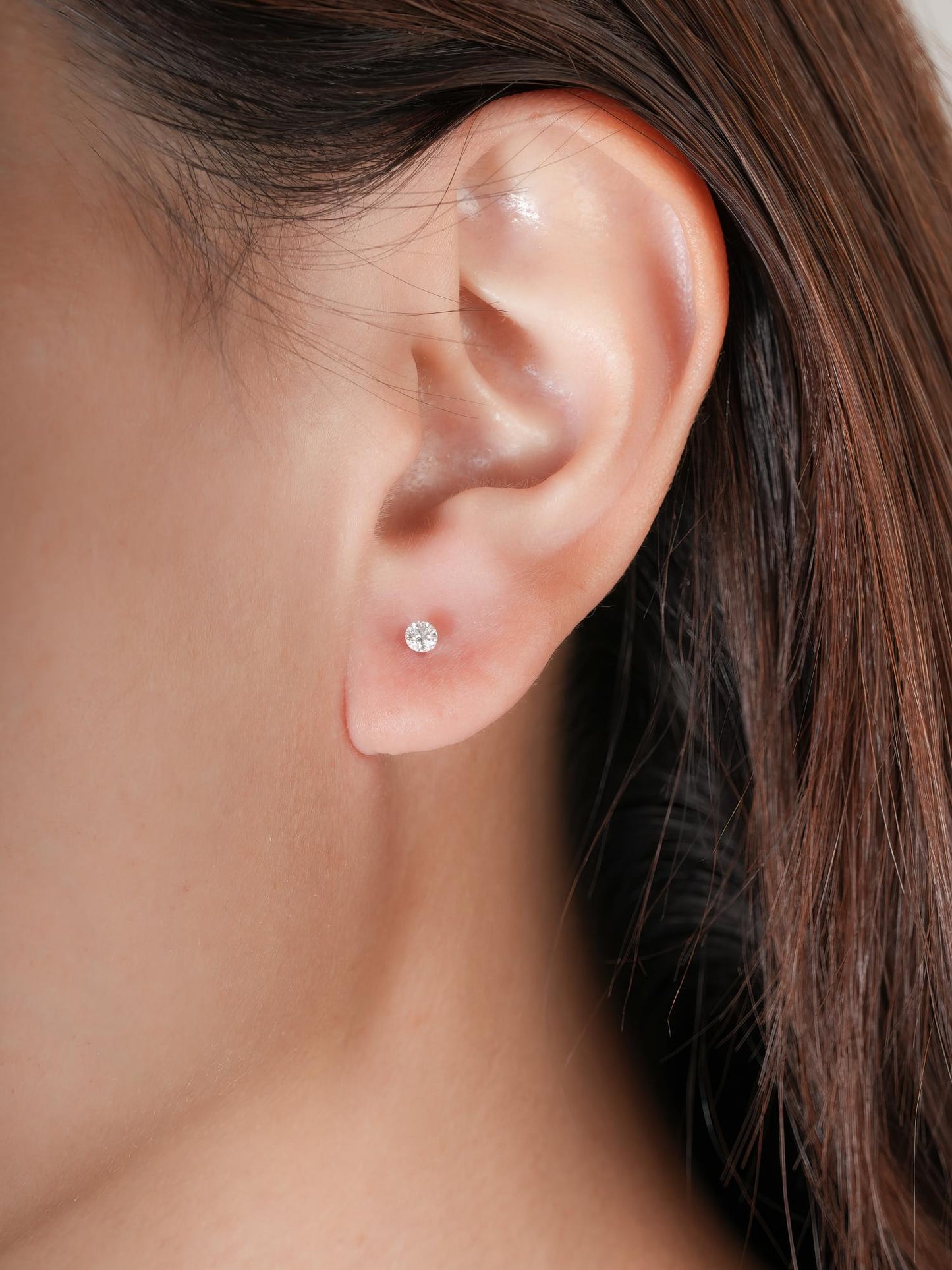 Floating Moissanite Stud Earrings (0.1ct)