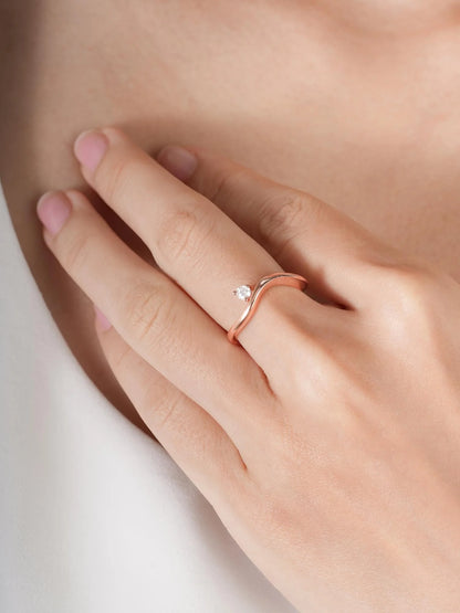 Floating Moissanite Wave Ring
