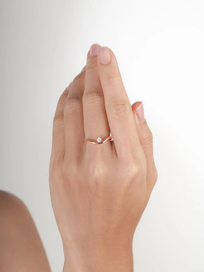 Floating Moissanite Wave Ring