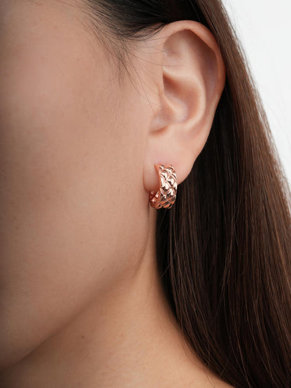 Puffy Quilt Hoop Earrings 18K Rose Gold (3) – Mondays Made Flower & Birthstone Jewelry Singapore