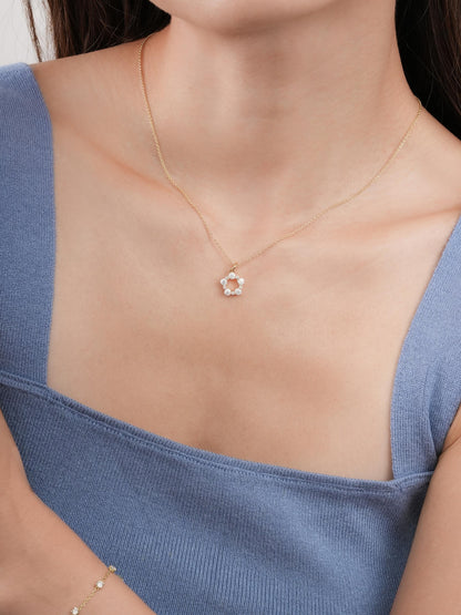 Snowfall White Moissanite Cluster Necklace 18K Gold (1) – Mondays Made Flower & Birthstone Jewelry Singapore