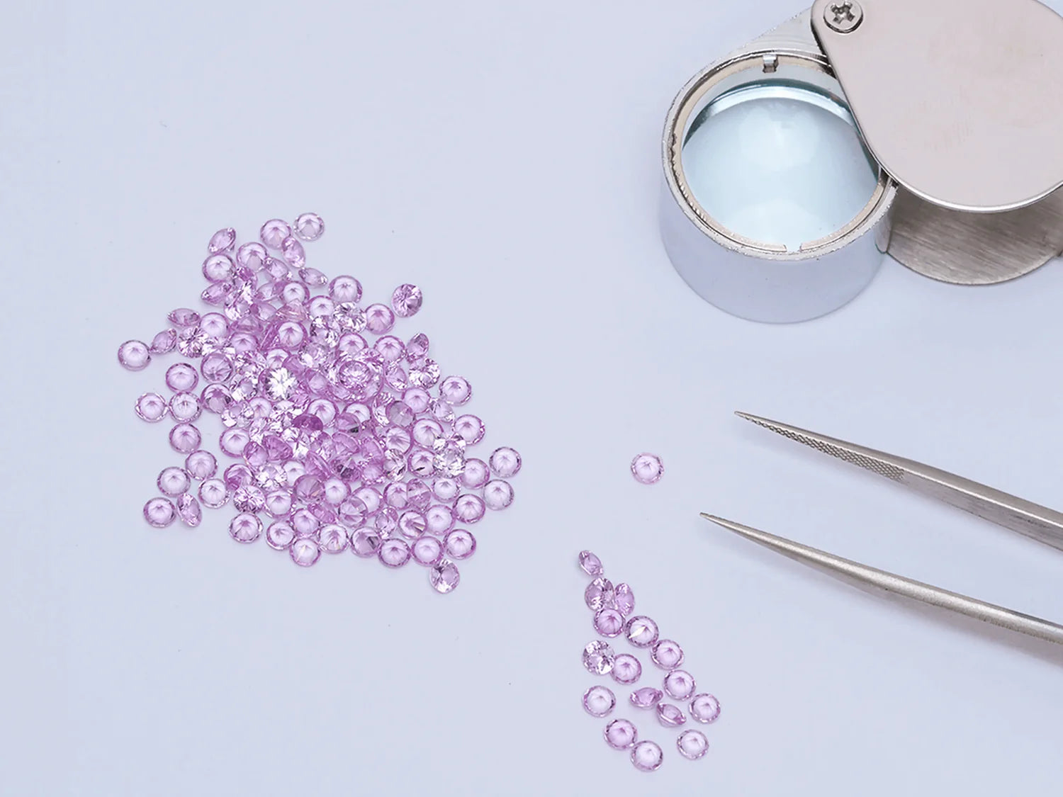 Sourcing Loose Gemstones With Loupe – Mondays Made Demi-Fine Flower & Gemstone Jewelry Singapore